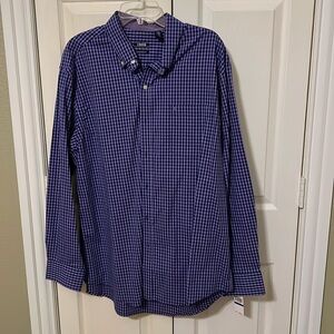 Men’s checkered Izod dress shirt